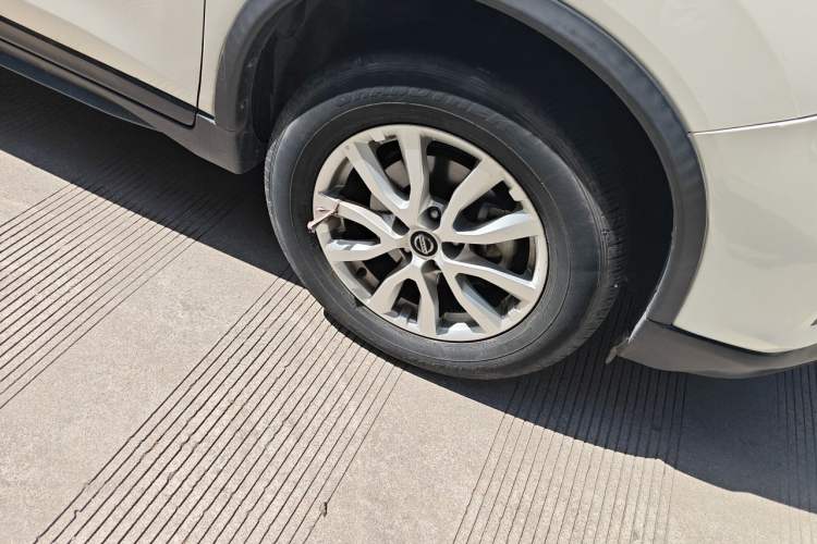 Used Nissan X-Trail 2020 2.0L XL Premium CVT 2WD SmartConnect Luxury Edition Right Front Wheel Hub