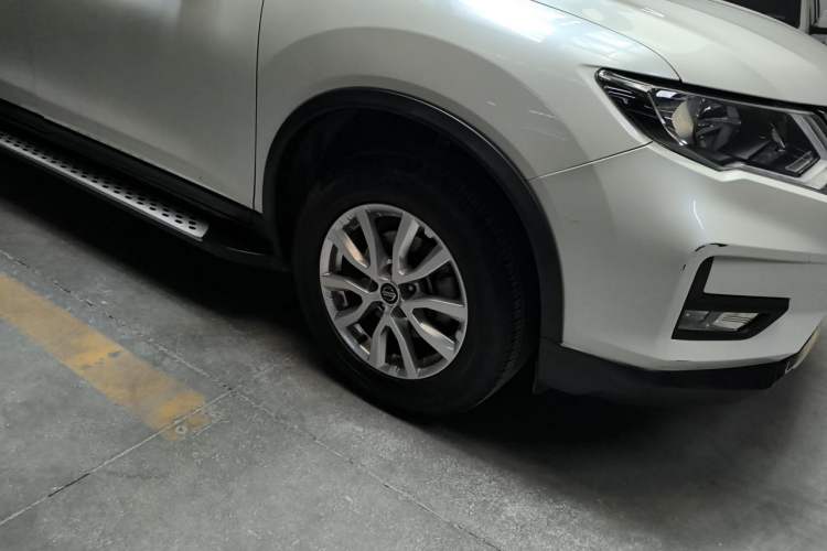Used Nissan X-Trail 2020 2.0L XL ITS CVT 2WD SmartConnect Comfort Edition Right Front Wheel Hub