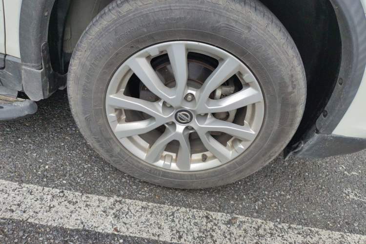 Used Nissan X-Trail 2020 2.0L XL ITS CVT 2WD SmartConnect Comfort Edition Right Front Wheel Hub