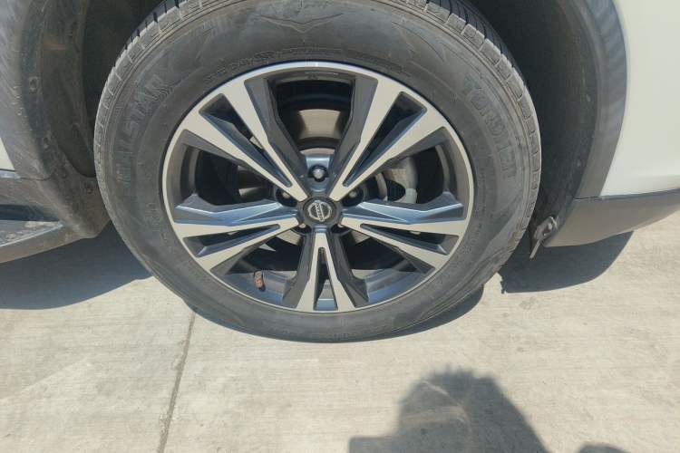 Used Nissan X-Trail 2020 2.5L XL ITS CVT 4WD Deluxe Navigation Edition Right Front Wheel Hub