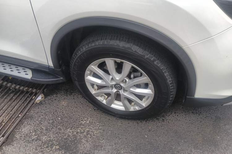 Used Nissan X-Trail 2020 2.0L XL Premium CVT 2WD SmartConnect Luxury Edition Right Front Wheel Hub