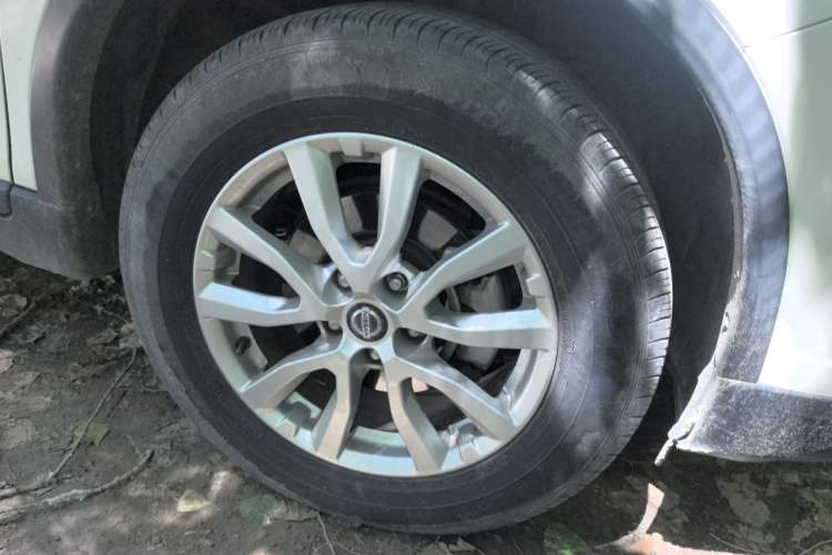 Used Nissan X-Trail 2020 2.0L XL ITS CVT 2WD SmartConnect Comfort Edition Right Front Wheel Hub