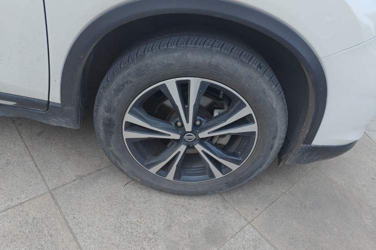 Used Nissan X-Trail 2020 2.5L XL ITS CVT 4WD Deluxe Navigation Edition Right Front Wheel Hub