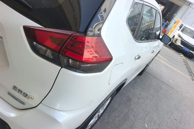 Used Nissan X-Trail 2020 2.0L XL Premium CVT 2WD SmartConnect Luxury Edition Right Rear Taillight