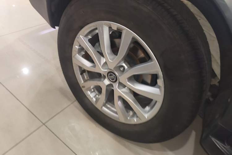 Used Nissan X-Trail 2020 2.0L XL ITS CVT 2WD SmartConnect Comfort Edition Right Rear Wheel Hub