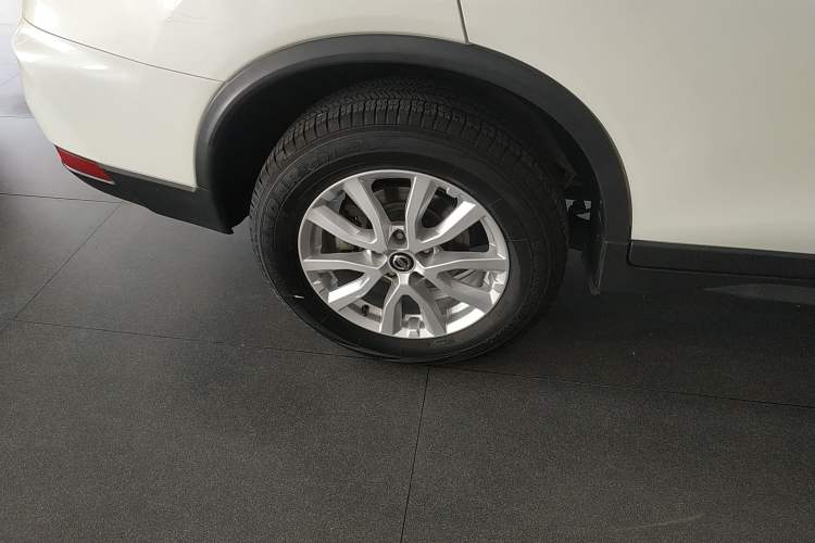 Used Nissan X-Trail 2020 2.0L XL ITS CVT 2WD SmartConnect Comfort Edition Right Rear Wheel Hub