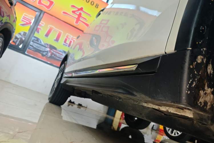 Used Nissan X-Trail 2020 2.5L XL ITS CVT 4WD Deluxe Navigation Edition Right Side Sill