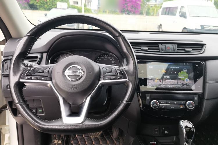 Used Nissan X-Trail 2020 2.0L XL ITS CVT 2WD SmartConnect Comfort Edition Steering Wheel