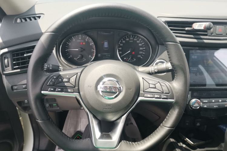 Used Nissan X-Trail 2020 2.0L XL ITS CVT 2WD SmartConnect Comfort Edition Steering Wheel