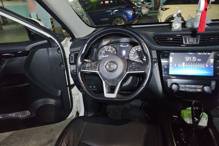 Used Nissan X-Trail 2020 2.0L XL ITS CVT 2WD SmartConnect Comfort Edition Steering Wheel