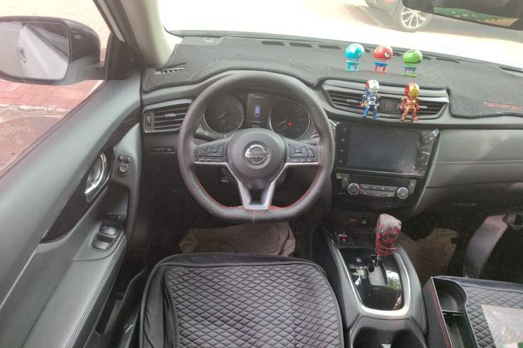 Used Nissan X-Trail 2020 2.0L XL ITS CVT 2WD SmartConnect Comfort Edition Steering Wheel