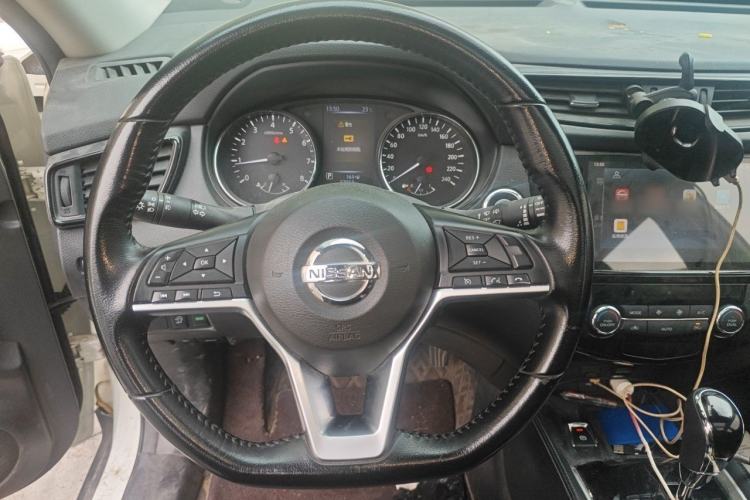 Used Nissan X-Trail 2020 2.0L XL ITS CVT 2WD SmartConnect Comfort Edition Steering Wheel