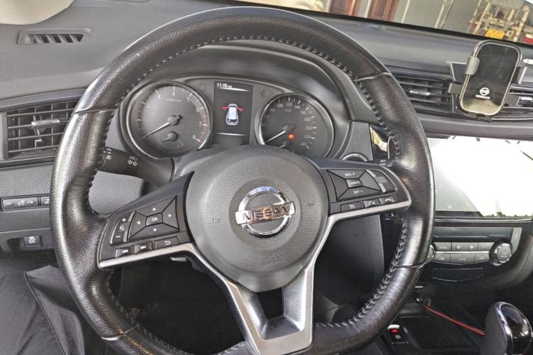 Used Nissan X-Trail 2020 2.0L XL ITS CVT 2WD SmartConnect Comfort Edition Steering Wheel