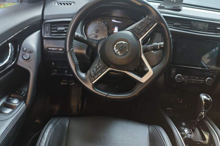 Used Nissan X-Trail 2020 2.0L XL ITS CVT 2WD SmartConnect Comfort Edition Steering Wheel