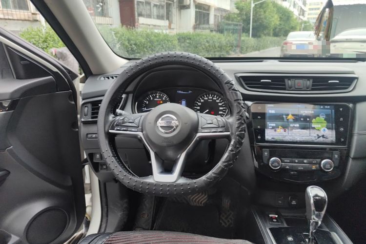 Used Nissan X-Trail 2020 2.0L XL ITS CVT 2WD SmartConnect Comfort Edition Steering Wheel