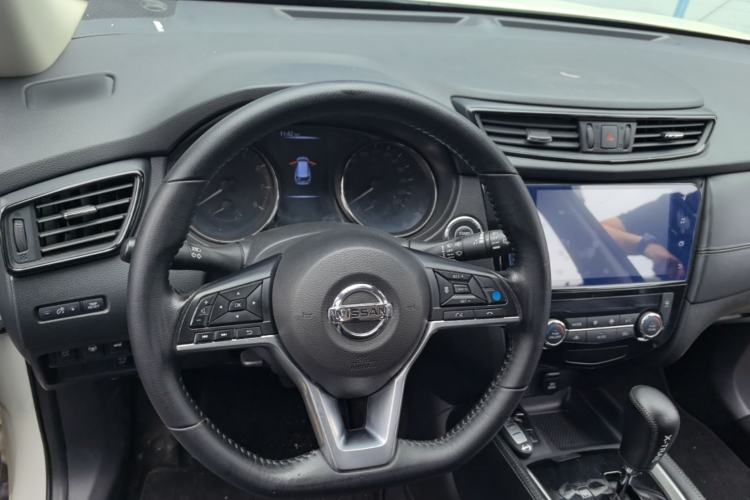 Used Nissan X-Trail 2020 2.5L XL ITS CVT 4WD Deluxe Navigation Edition Steering Wheel
