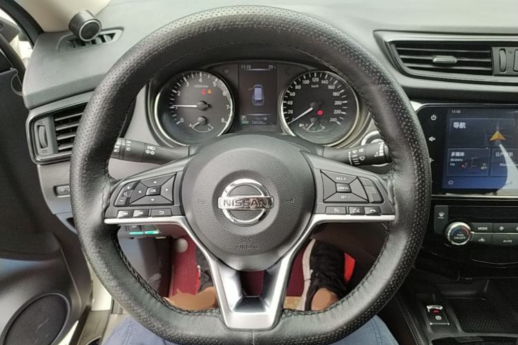Used Nissan X-Trail 2020 2.0L XL ITS CVT 2WD SmartConnect Comfort Edition Steering Wheel