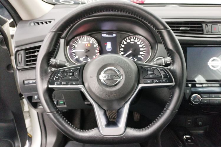 Used Nissan X-Trail 2020 2.0L XL ITS CVT 2WD SmartConnect Comfort Edition Steering Wheel