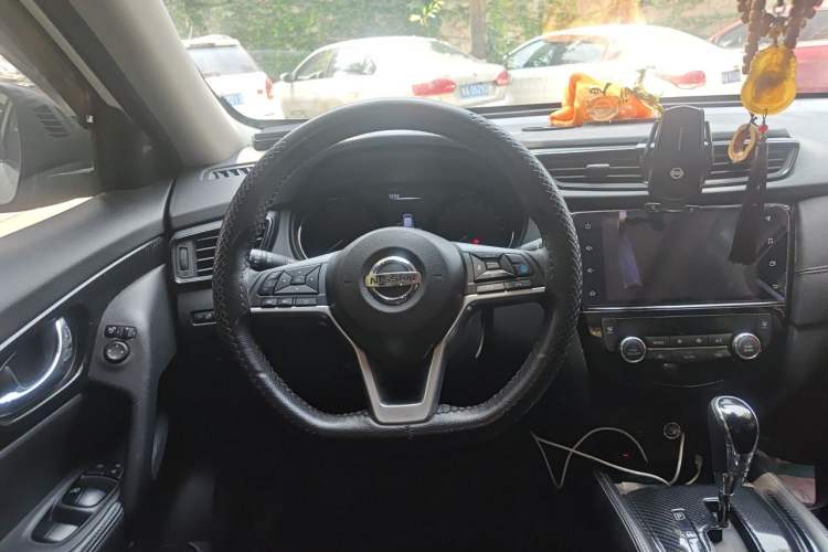 Used Nissan X-Trail 2020 2.5L XL ITS CVT 4WD Deluxe Navigation Edition Steering Wheel