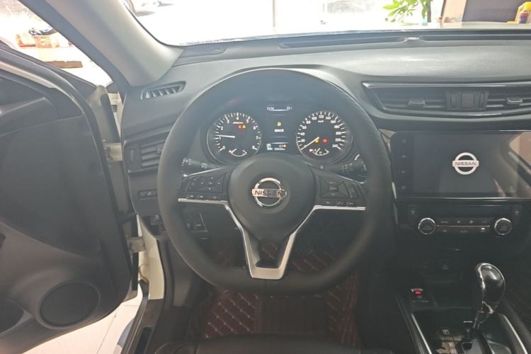 Used Nissan X-Trail 2020 2.0L XL ITS 3-Row CVT 2WD SmartConnect 7-Seater Comfort Edition Steering Wheel
