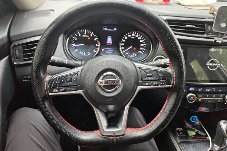 Used Nissan X-Trail 2020 2.0L XL ITS CVT 2WD SmartConnect Comfort Edition Steering Wheel
