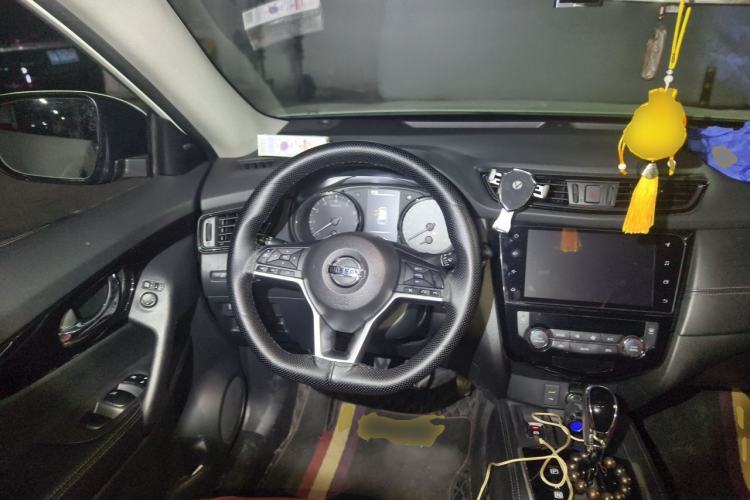 Used Nissan X-Trail 2020 2.0L XL ITS 3-Row CVT 2WD SmartConnect 7-Seater Comfort Edition Steering Wheel