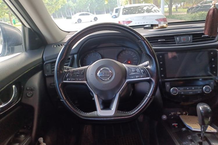 Used Nissan X-Trail 2020 2.0L XL ITS CVT 2WD SmartConnect Comfort Edition Steering Wheel