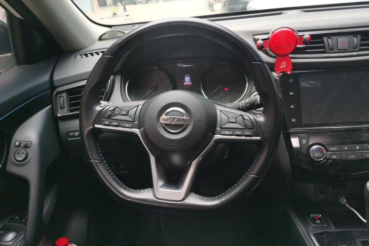 Used Nissan X-Trail 2020 2.0L XL ITS CVT 2WD SmartConnect Comfort Edition Steering Wheel