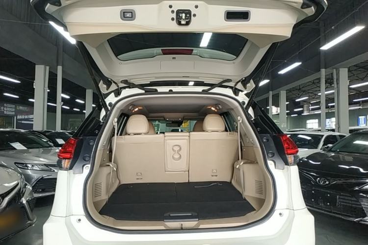 Used Nissan X-Trail 2020 2.5L XL ITS 3-Row CVT 4WD Seven-Seater Luxury Navigation Edition Trunk