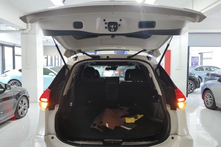 Used Nissan X-Trail 2020 2.0L XL ITS 3-Row CVT 2WD SmartConnect 7-Seater Comfort Edition Trunk