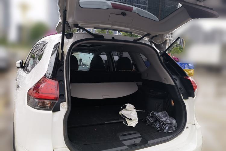Used Nissan X-Trail 2020 2.0L XL ITS CVT 2WD SmartConnect Comfort Edition Trunk