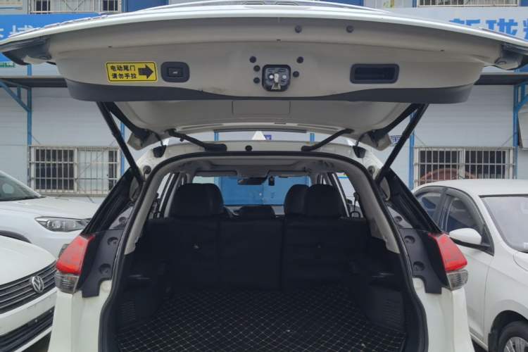 Used Nissan X-Trail 2020 2.5L XL ITS CVT 4WD Deluxe Navigation Edition Trunk