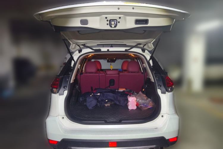 Used Nissan X-Trail 2020 2.0L XL ITS 3-Row CVT 2WD SmartConnect 7-Seater Comfort Edition Trunk