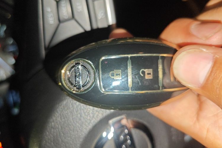 Used Nissan X-Trail 2020 2.0L XL ITS CVT 2WD SmartConnect Comfort Edition Vehicle Key