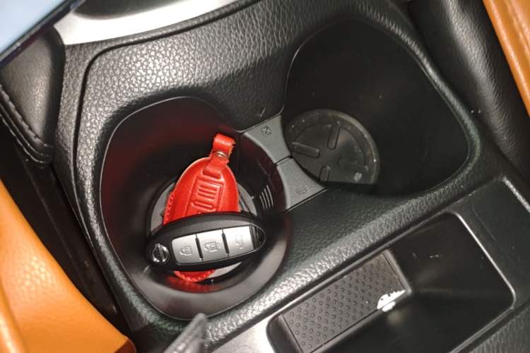 Used Nissan X-Trail 2020 2.0L XL Premium CVT 2WD SmartConnect Luxury Edition Vehicle Key