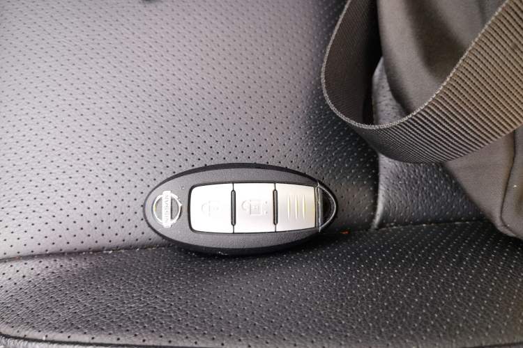 Used Nissan X-Trail 2020 2.0L XL ITS CVT 2WD SmartConnect Comfort Edition Vehicle Key