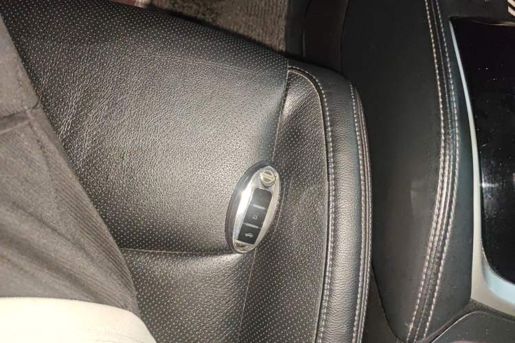 Used Nissan X-Trail 2020 2.0L XL Premium CVT 2WD SmartConnect Luxury Edition Vehicle Key