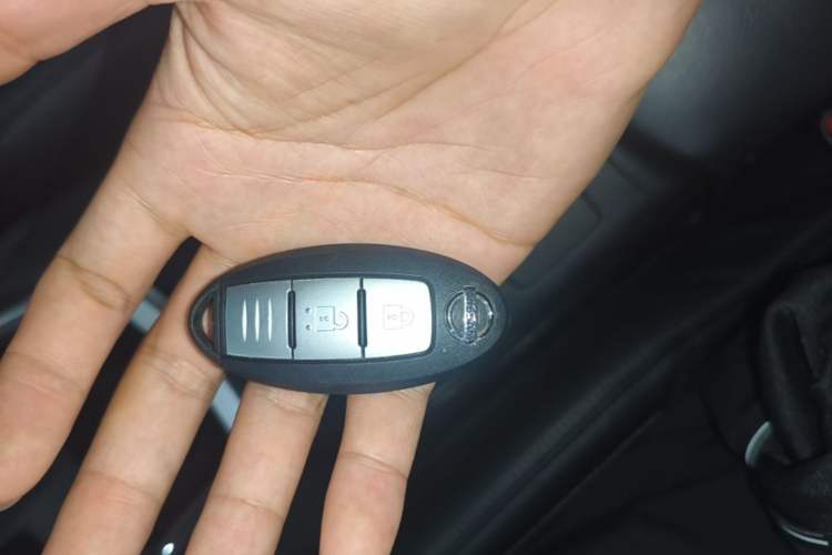 Used Nissan X-Trail 2020 2.0L XL ITS CVT 2WD SmartConnect Comfort Edition Vehicle Key