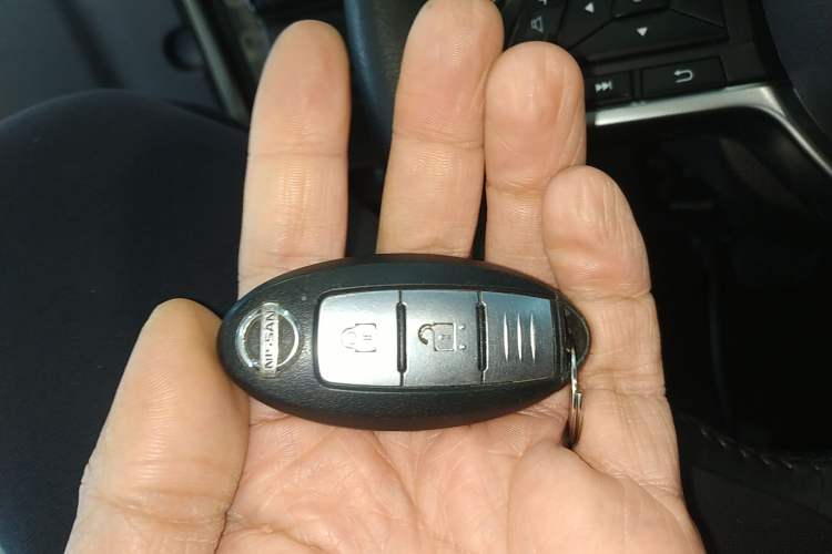 Used Nissan X-Trail 2020 2.0L XL ITS CVT 2WD SmartConnect Comfort Edition Vehicle Key