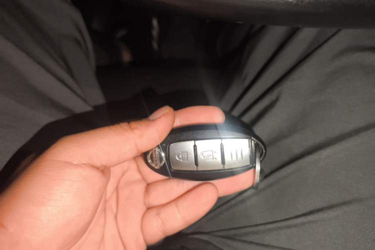 Used Nissan X-Trail 2020 2.0L XL ITS CVT 2WD SmartConnect Comfort Edition Vehicle Key