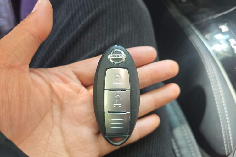 Used Nissan X-Trail 2020 2.0L XL ITS CVT 2WD SmartConnect Comfort Edition Vehicle Key