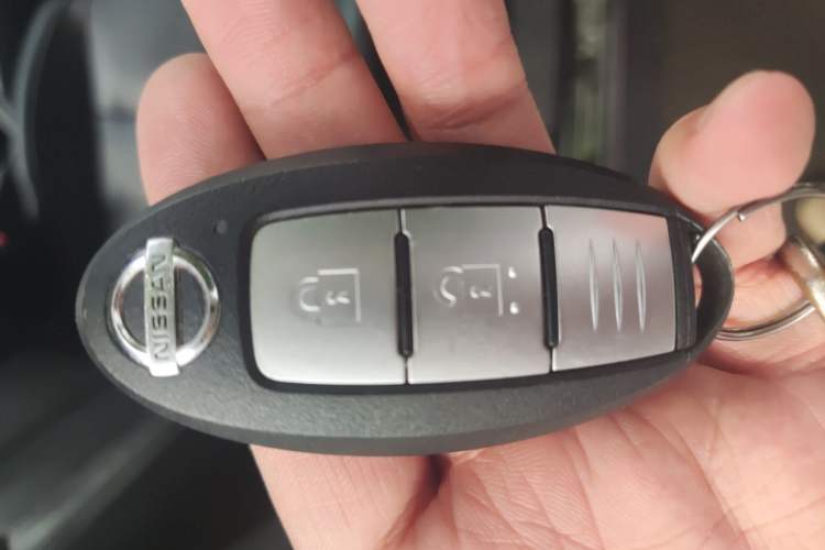 Used Nissan X-Trail 2020 2.0L XL ITS CVT 2WD SmartConnect Comfort Edition Vehicle Key