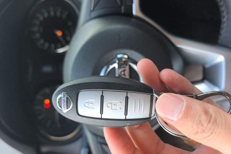 Used Nissan X-Trail 2020 2.0L XL Premium CVT 2WD SmartConnect Luxury Edition Vehicle Key