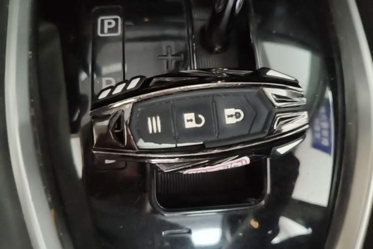 Used Nissan X-Trail 2020 2.0L XL ITS CVT 2WD SmartConnect Comfort Edition Vehicle Key