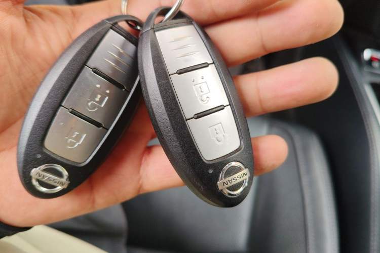 Used Nissan X-Trail 2020 2.0L XL Premium CVT 2WD SmartConnect Luxury Edition Vehicle Key