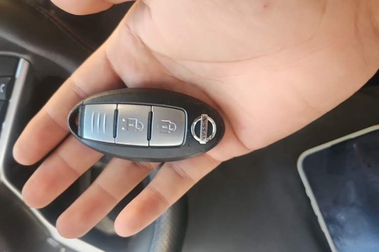 Used Nissan X-Trail 2020 2.0L XL Premium CVT 2WD SmartConnect Luxury Edition Vehicle Key