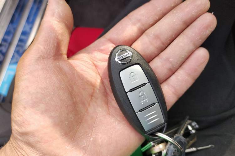 Used Nissan X-Trail 2020 2.0L XL ITS CVT 2WD SmartConnect Comfort Edition Vehicle Key