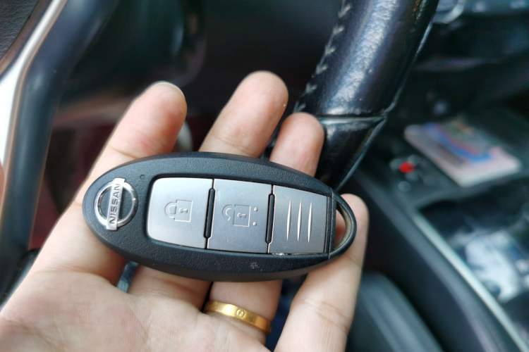 Used Nissan X-Trail 2020 2.0L XL ITS CVT 2WD SmartConnect Comfort Edition Vehicle Key