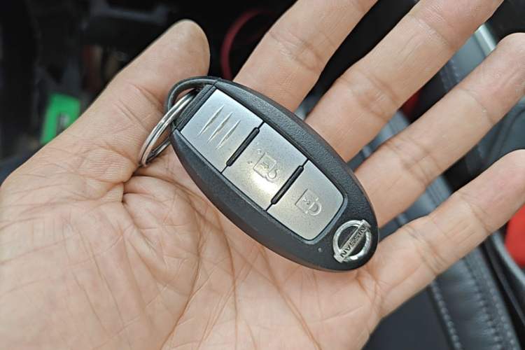 Used Nissan X-Trail 2020 2.0L XL Premium CVT 2WD SmartConnect Luxury Edition Vehicle Key