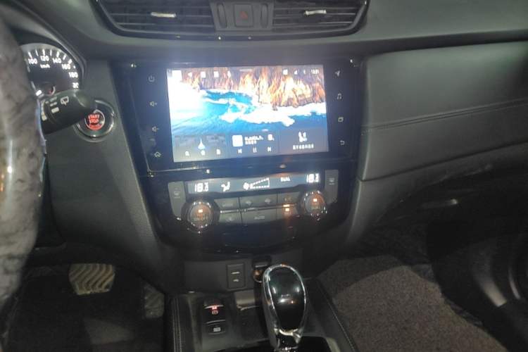 Used Nissan X-Trail 2020 2.5L XL ITS CVT 4WD Deluxe Navigation Edition Audio And AC Panel